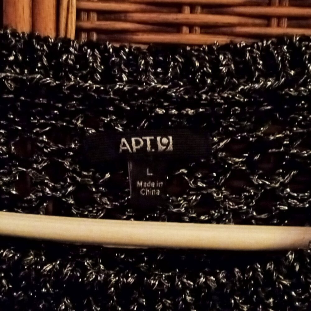 ⚡FINAL SALE⚡ APT 9 Black & Silver Metallic Knit Long Sleeve Sparkly Sweater - Picture 3 of 8
